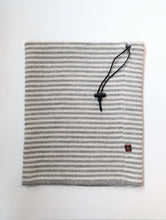 Load image into Gallery viewer, Neckwarmer "Pale Grey Light Combo "