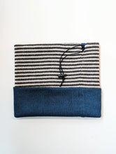 Load image into Gallery viewer, Neckwarmer "Petrol Combo"