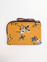 Load image into Gallery viewer, Coin Purse &quot;Mustard&quot;

