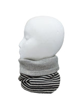 Load image into Gallery viewer, Neckwarmer "Pale Grey Combo"