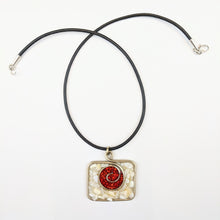 Load image into Gallery viewer, Square-shaped Necklace &quot;Red&quot;
