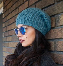 Load image into Gallery viewer, Beanie "Jade"